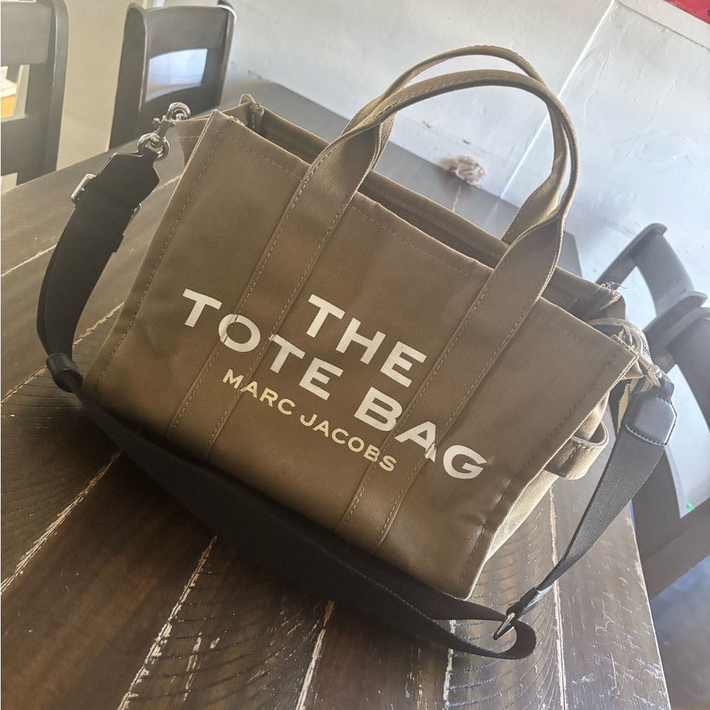 Marc Jacobs The Tote bag